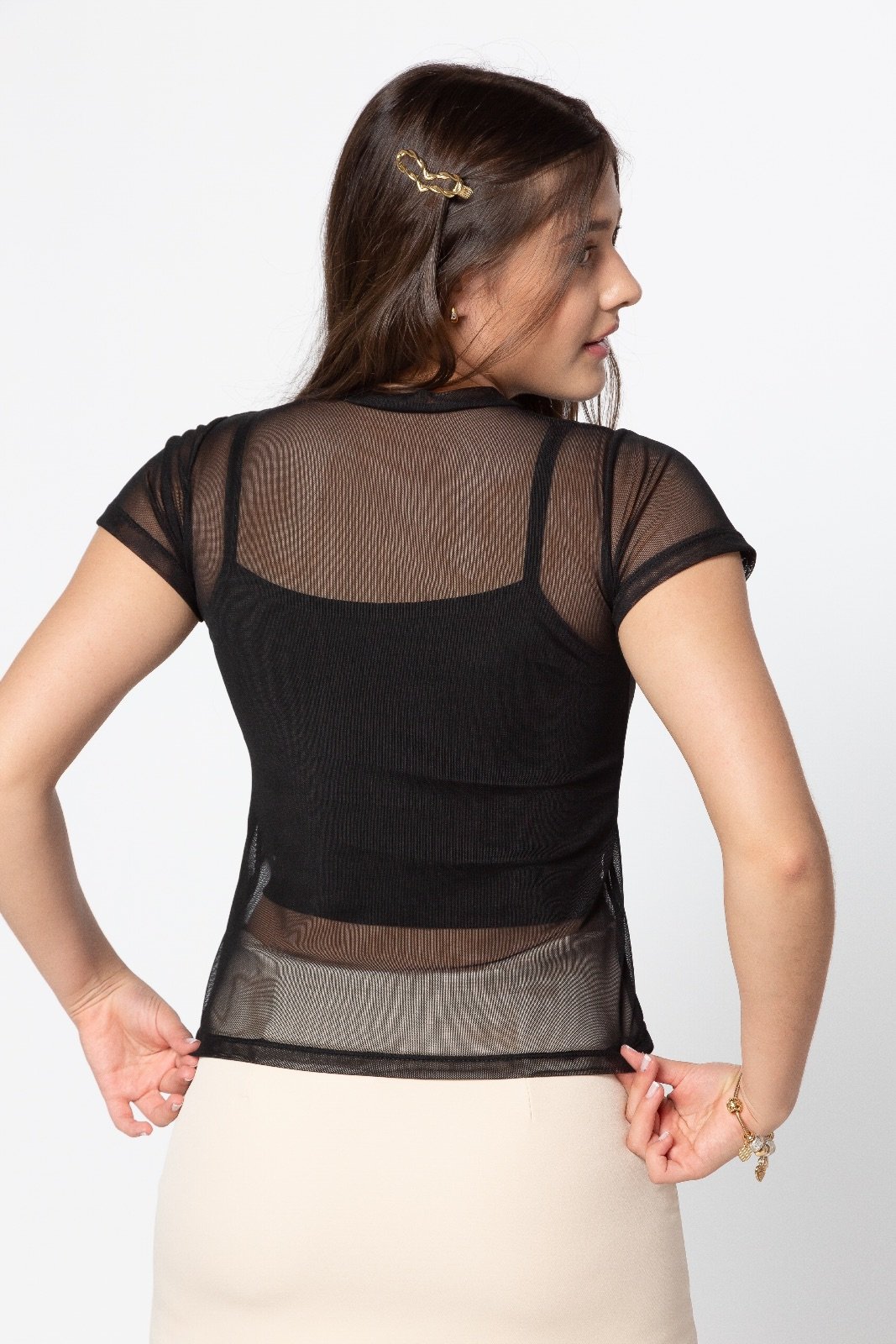 blusa-de-tule-juvenil-com-top-blogueira-preta-juvenil